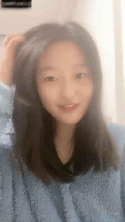 文静甜美大奶妹妹!笑起来很甜!收费房给大家秀一波,肉肉身材揉捏柰子,张开双腿震动棒抽插,多毛肥穴