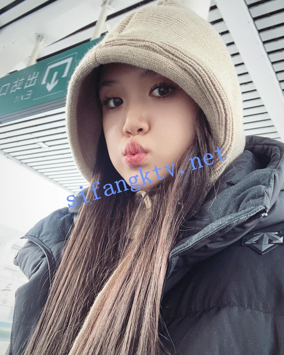 04年纹身反差女大学生 在职护士【程仪】啪啪喝尿流出