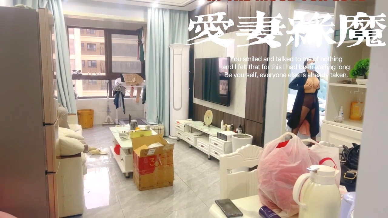 《究极核弹✅绝版》顶级绿帽奴伺候老婆与单男做爱【绿帽春哥】私拍,看着老婆被别人肏他打飞机与老婆一起吃单男鸡巴