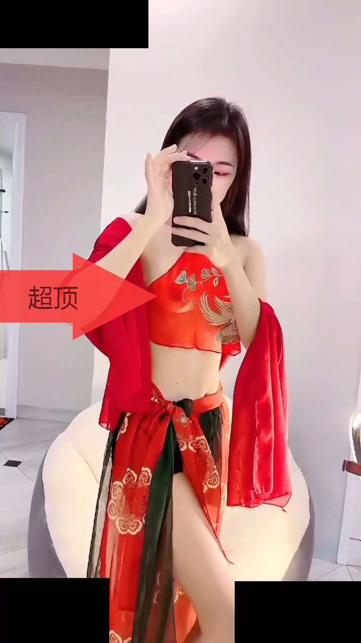 ✅快手 小宝nini/九九za 10万粉 大长腿 无罩透视点 骚舞抖胸舞