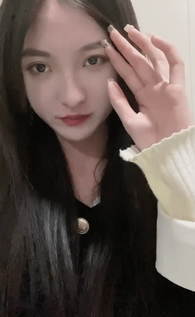 西南大学校花❤️穆诗蔓❤️自拍泄密,颜值超高,极品美乳,没想到居然是这样骚逼