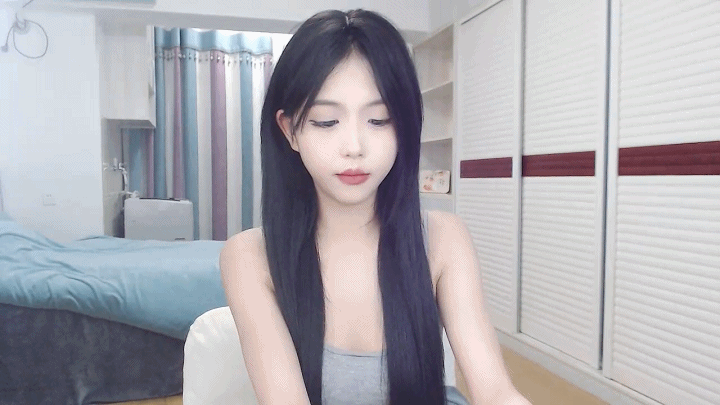 校花级别【hk_xiaoxiao】清纯女神露奶露逼恋爱的感觉