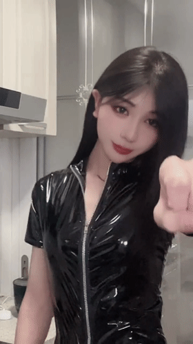 热门人妖 ❤️Ts沁沁baby ❤️· ：一见面就被他的巨屌所惊叹 ，大jb真的超级美味呢，舍不得落下一口，弟弟也超级享受