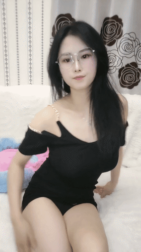 2024年3月,极品御姐,让人眼前一亮,【天天老鼠】,眼睛婊,奶子真大,跟炮友做爱嗷嗷叫,气质出众骚死了