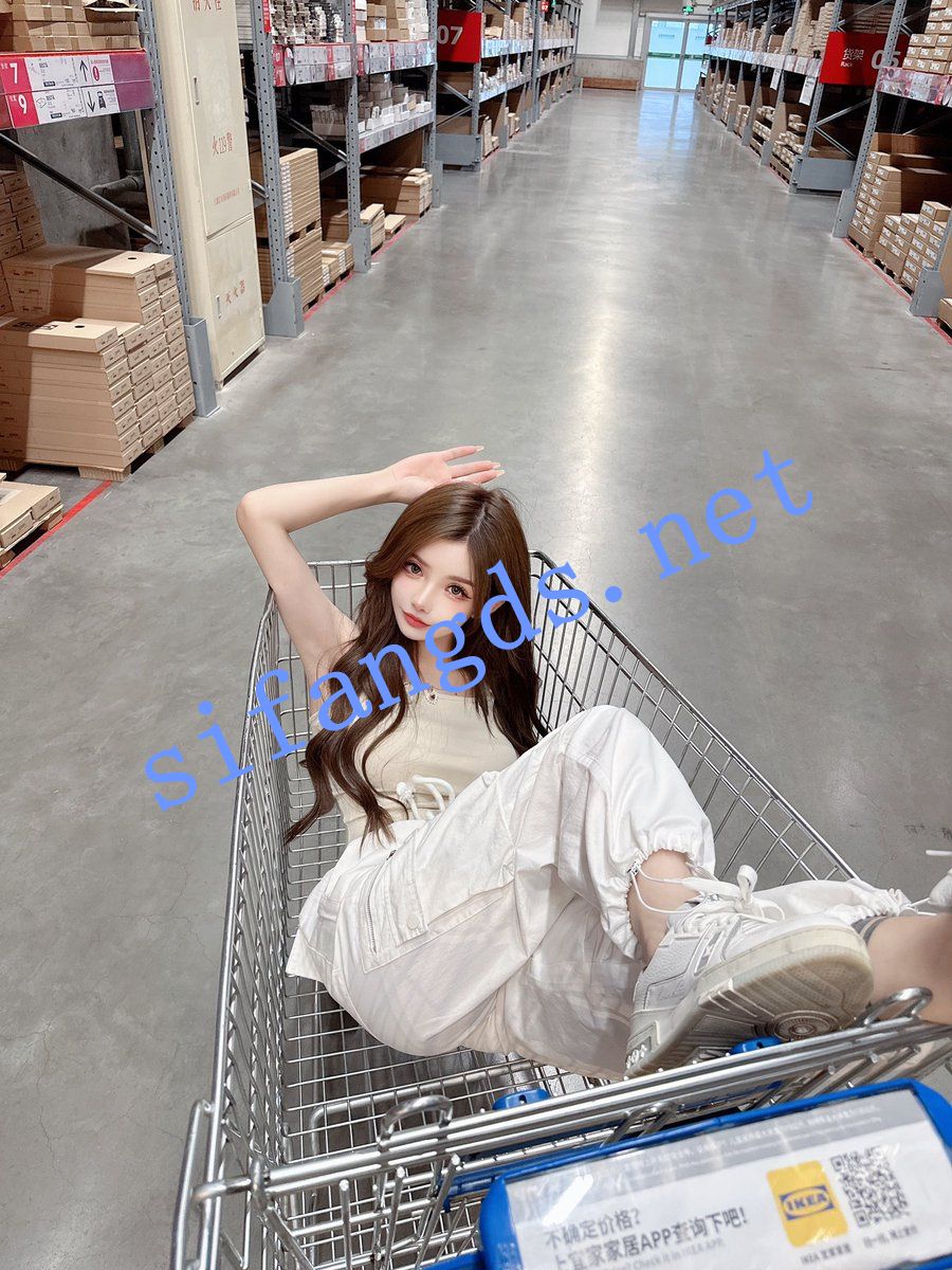 上海超高颜值极品TS 刘依依 福利合集